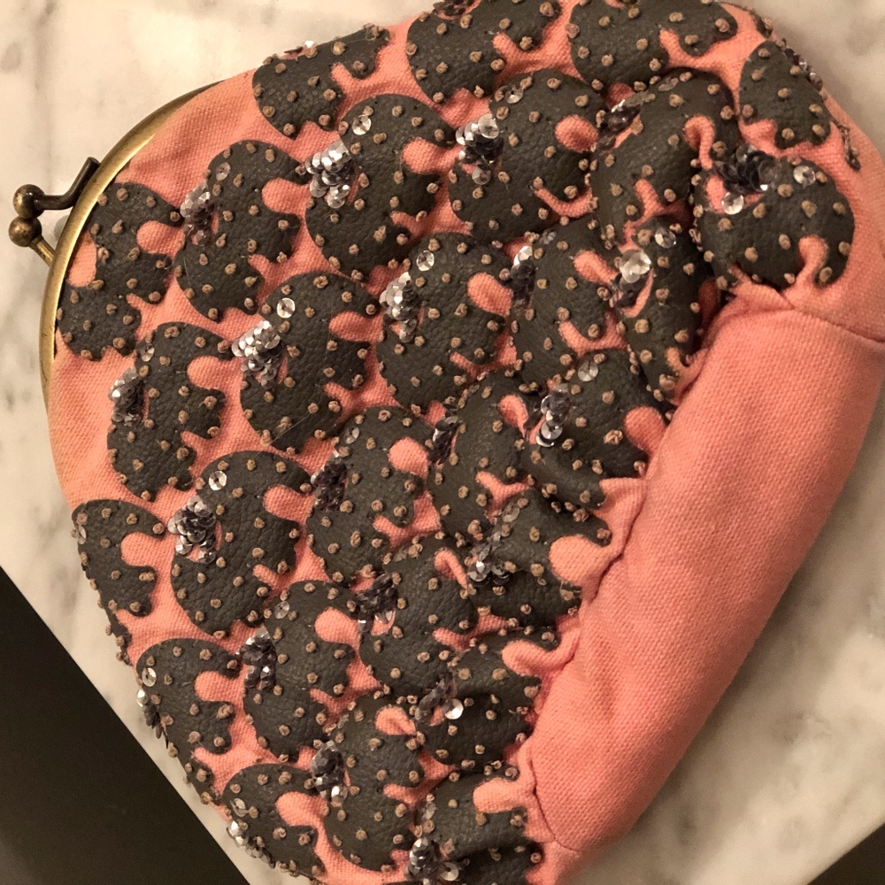 Anthropologie Ipa Nima *Rare* pink coin purse